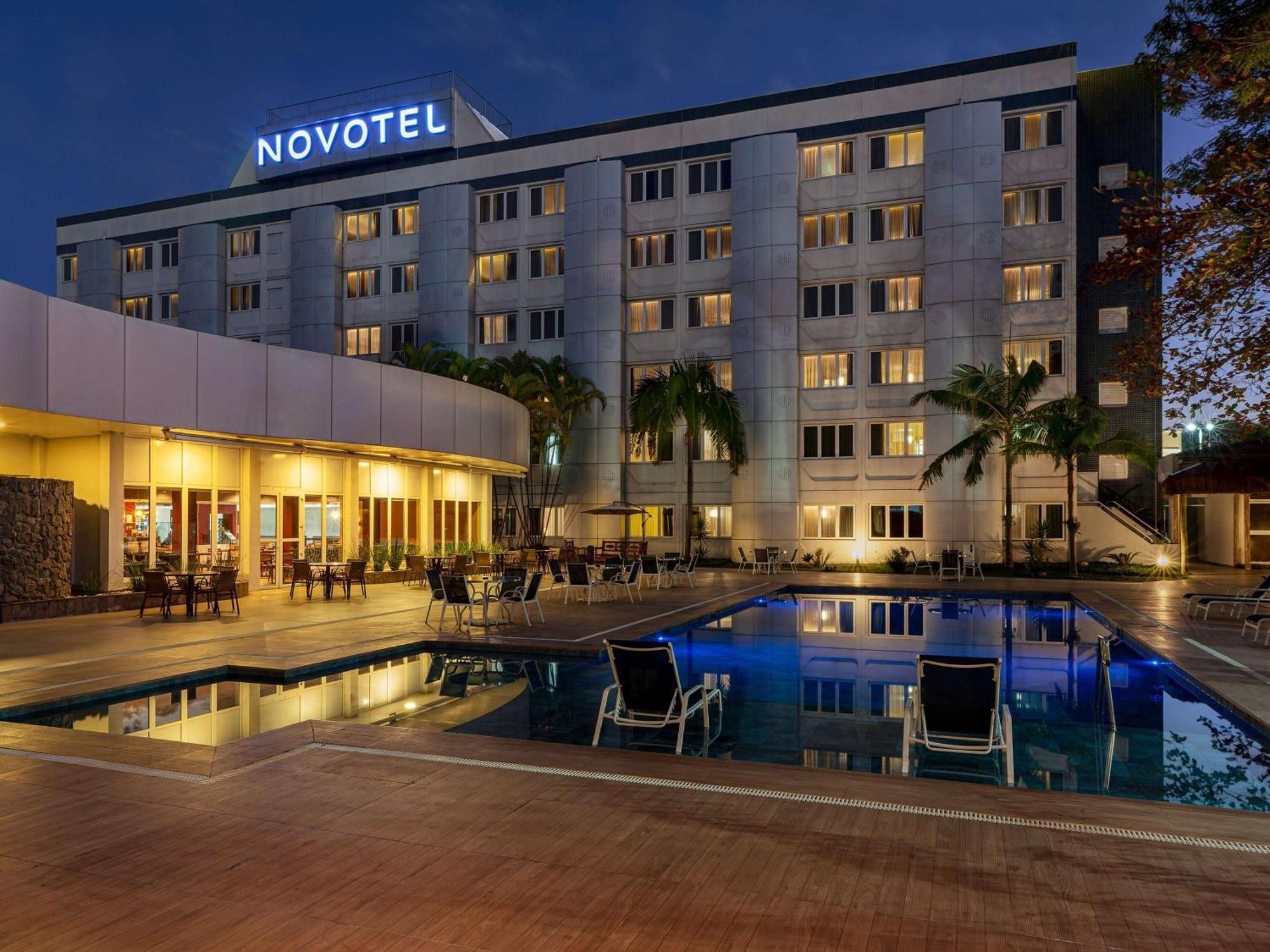 Novotel Сан-Жозе-дус-Кампус Экстерьер фото